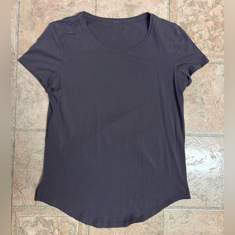 Lululemon shirt